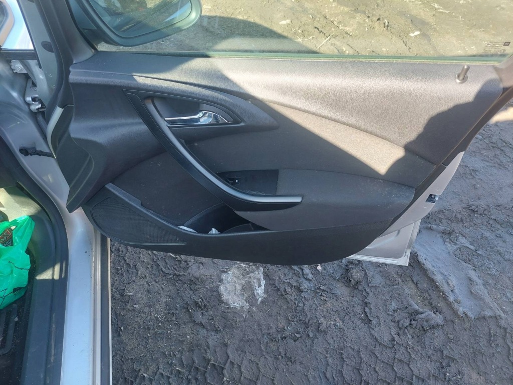 фото №8, Сидіння комплект лівий правий заднє сидіння задня + обшивки opel astra j kombi