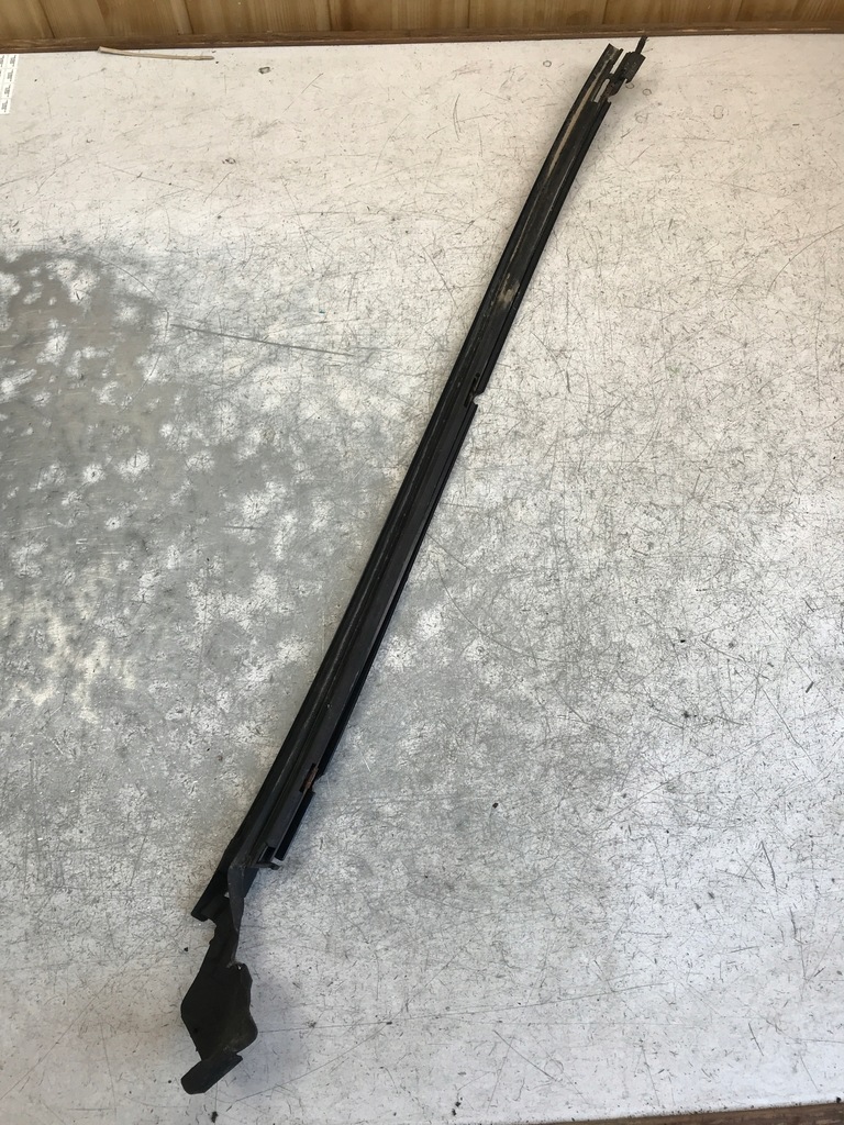 фото №5, Молдинг стекло лобовое правая mercedes w220