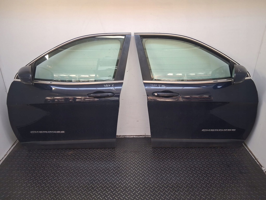 фото №1, Дверь правый перед jeep cherokee kl v 13-18 pbu