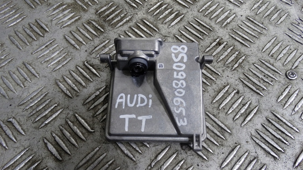 фото №1, Idealna камера асистент перемикання поперечина audi tt 8s0 1