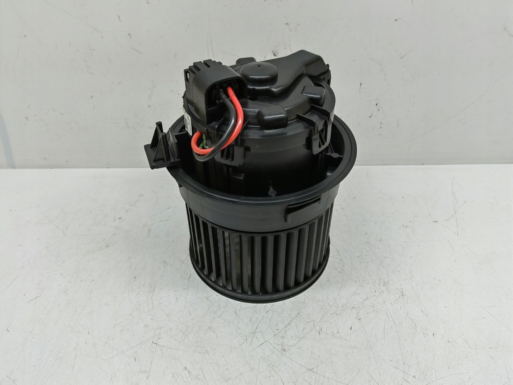 фото №1, Peugeot 208 вентилятор воздуходувка обдув