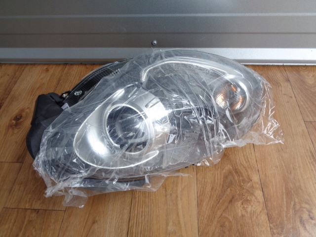 Фара лампа перед левая alfa romeo 4c nowa Цена