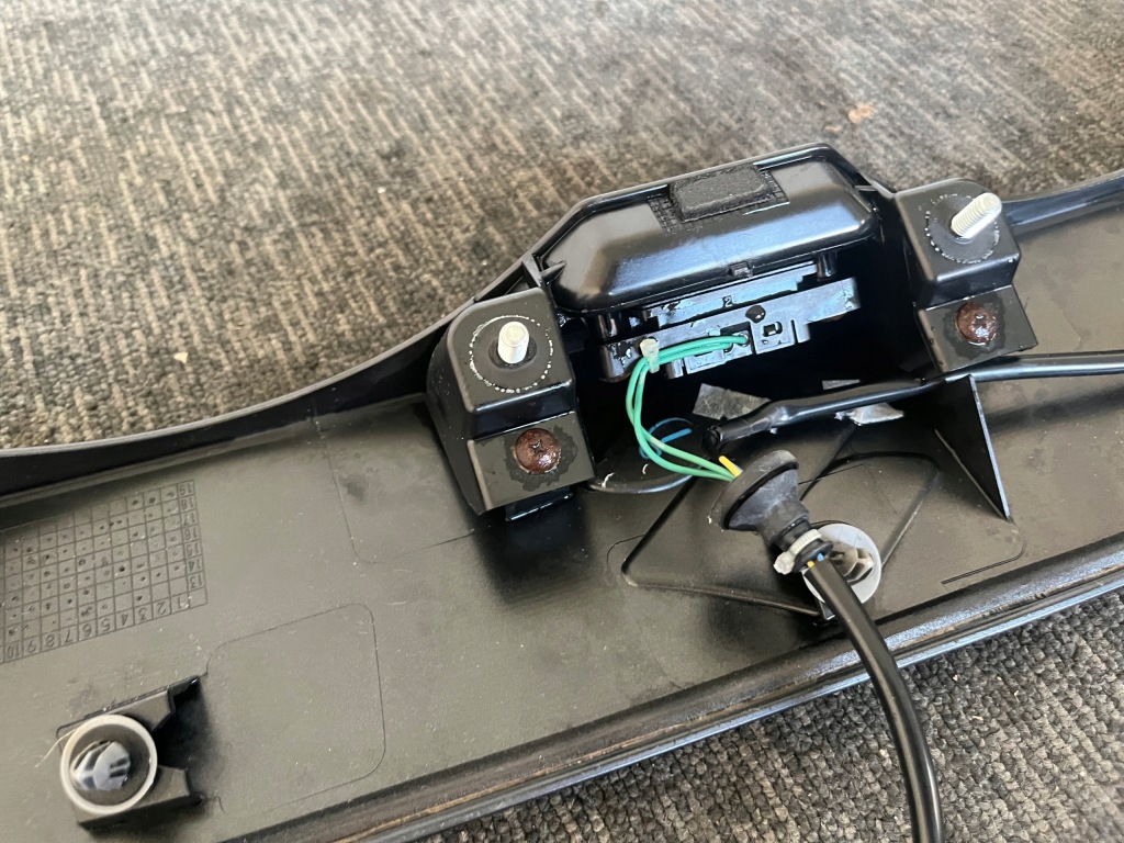 фото №10, Suzuki sx4 s-cross lift 19r 1.0 бензин накладка ручка кришки багажника задня