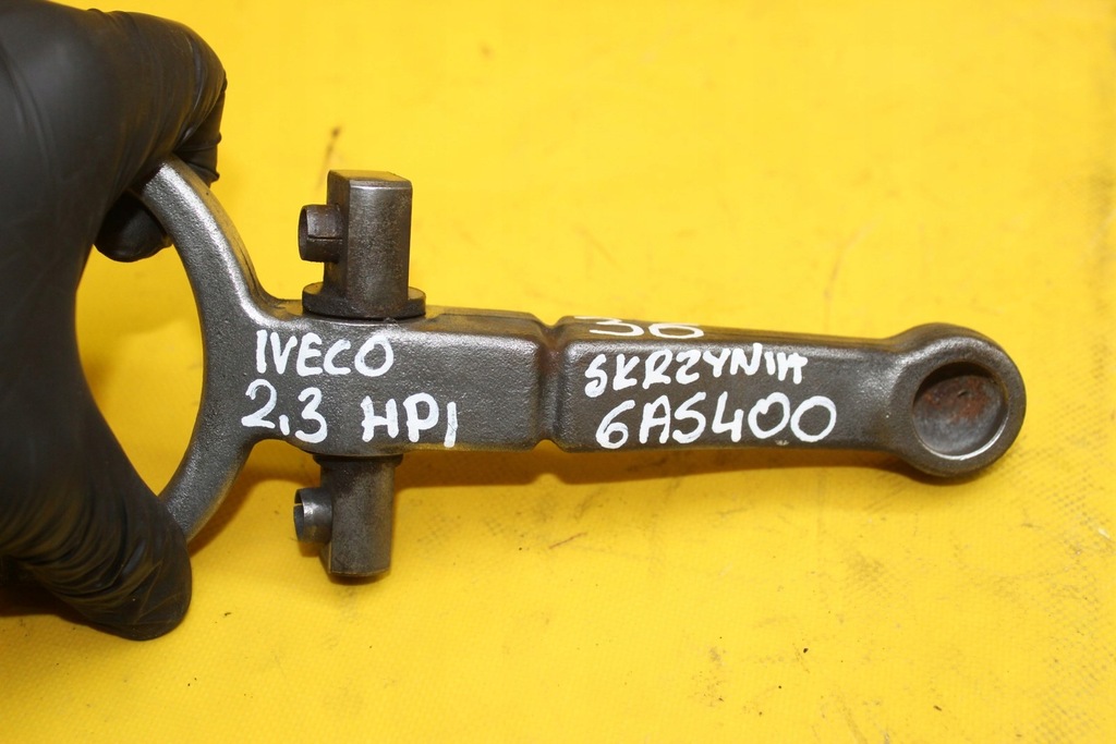 фото №7, Кронштейн коробки передач iveco 2.3 hpi 6as400