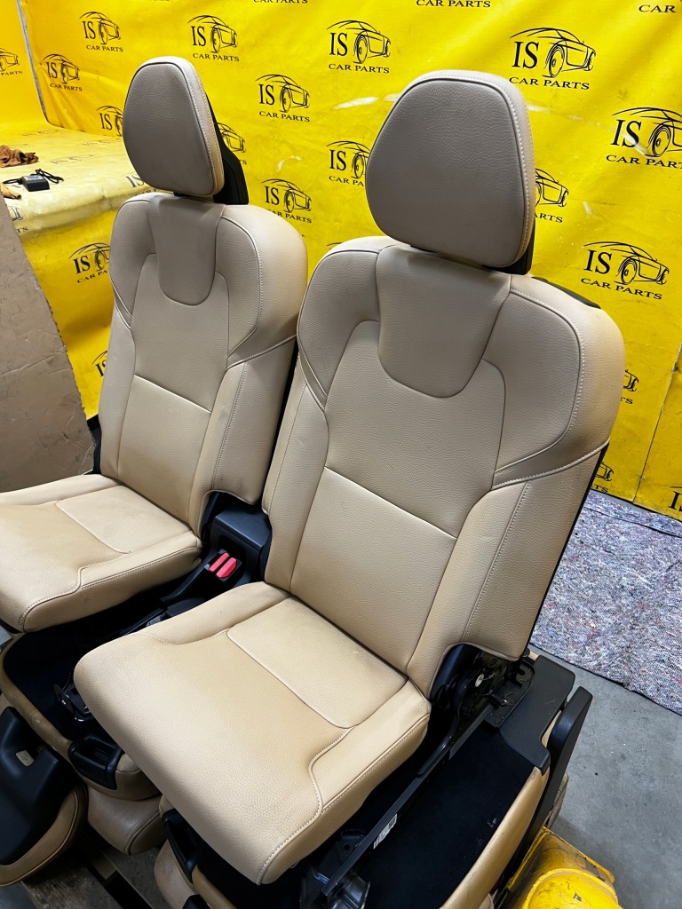 Сидіння спинка заднє сидіння сидіння шкіра задня 3 ряд 7 осіб volvo xc90 ii 2018r Доставка