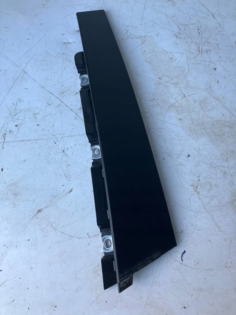 фото №1, Молдинг накладка дверь левый перед citroen c3 iii 9813248080 mat