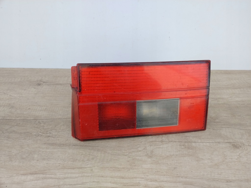 фото №1, Seat toledo 1 права лампа w кришка задня комплектна