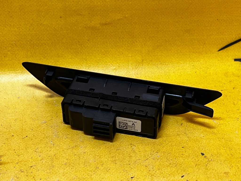 фото №3, Переключатель памяти сиденье левый discovery v l550