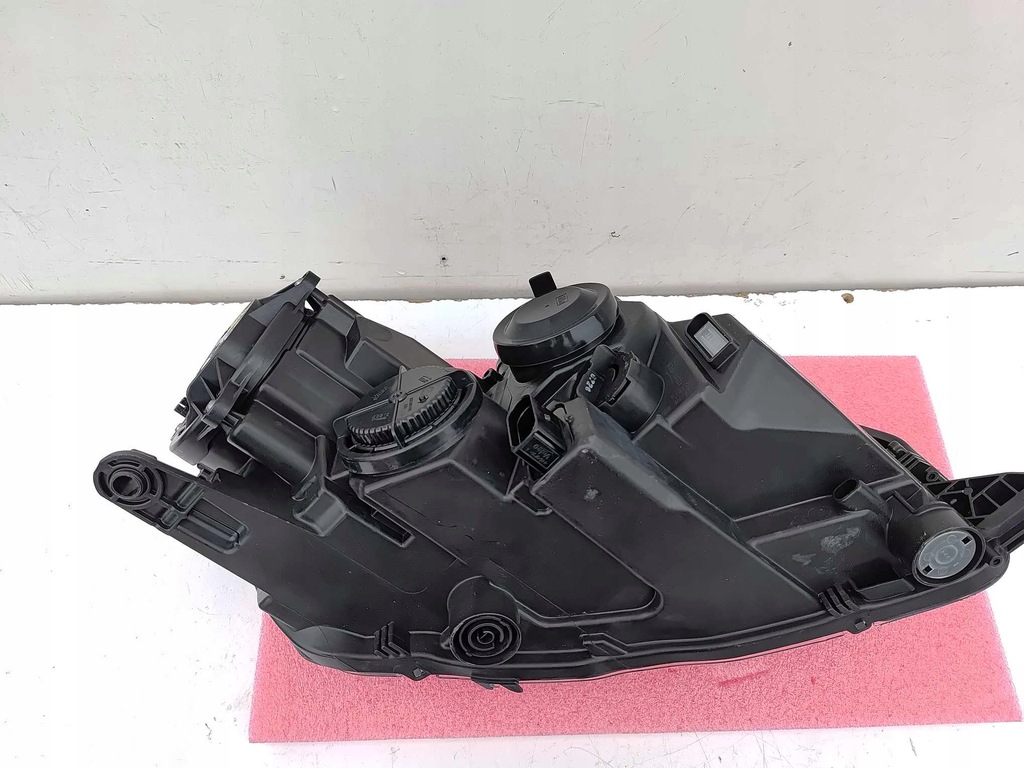 фото №10, Skoda rapid 12- лампа ліва перед передня ксенон nowa оригінальний номер 3988