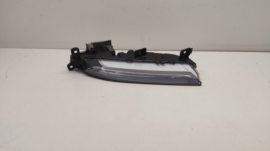 фото №1, Porsche panamera 971 turbo led drl права