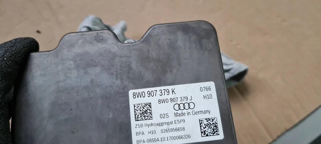фото №9, A5 8w насос тормозная abs блок управления 5q0919237 8w0907379j a4 b9 8w