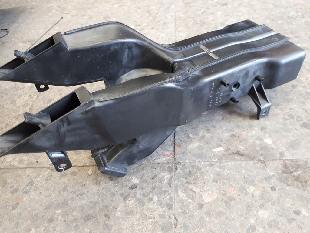 фото №9, 4e0857473b корпус розподільника повітря audi a8 d3