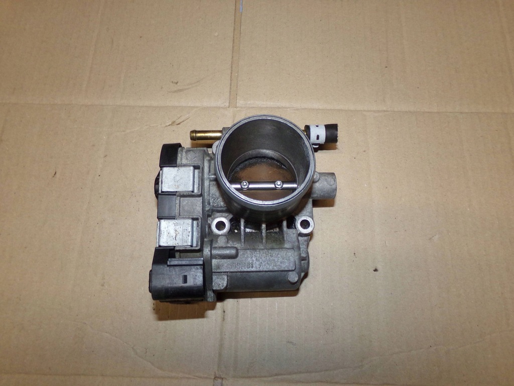 фото №1, Дроссельная заслонка 55354610 stilo 1.8 16v