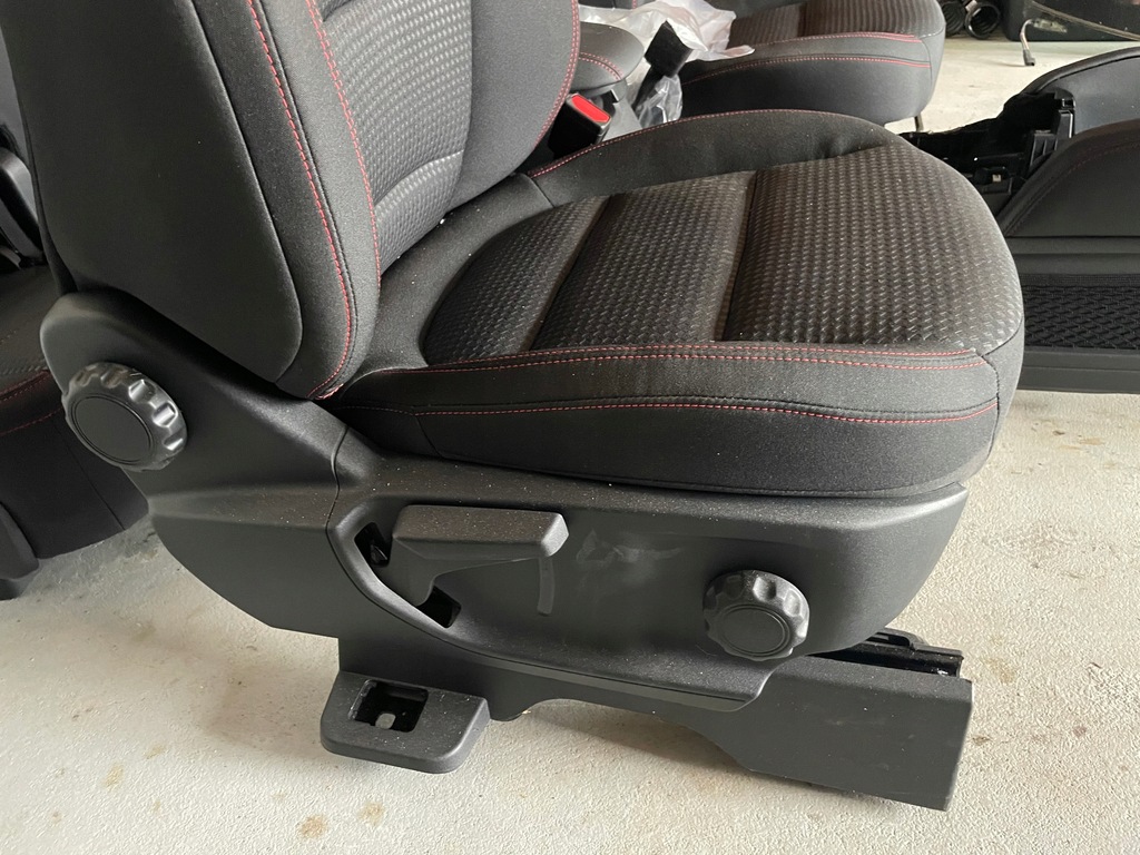 фото №5, Escape kuga mk3 сиденья заднее сиденье обшивки st-line