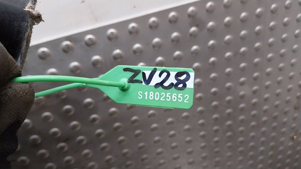 фото №8, Поворотний кулак важелі підвіска правий задня kpl 32221150 volvo xc40 ii awd 4x4