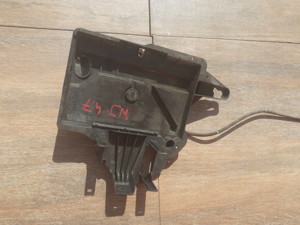 фото №10, Jeep grand cherokee wj 99-04 основание аккумулятор бензин