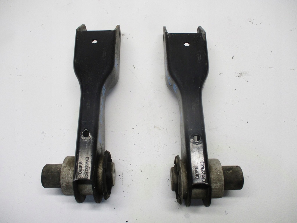 фото №1, Важіль важелі jaguar f-pace задня