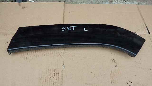 фото №1, Jeep grand cherokee wk2 молдинг левый задняя крыла