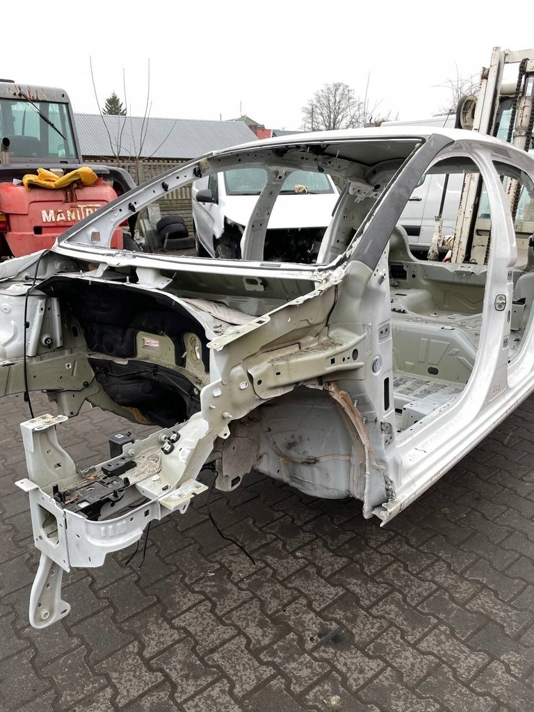 фото №6, Четверть левая правая перед задняя лонжерон порог кузов citroen c3 iii 1.5