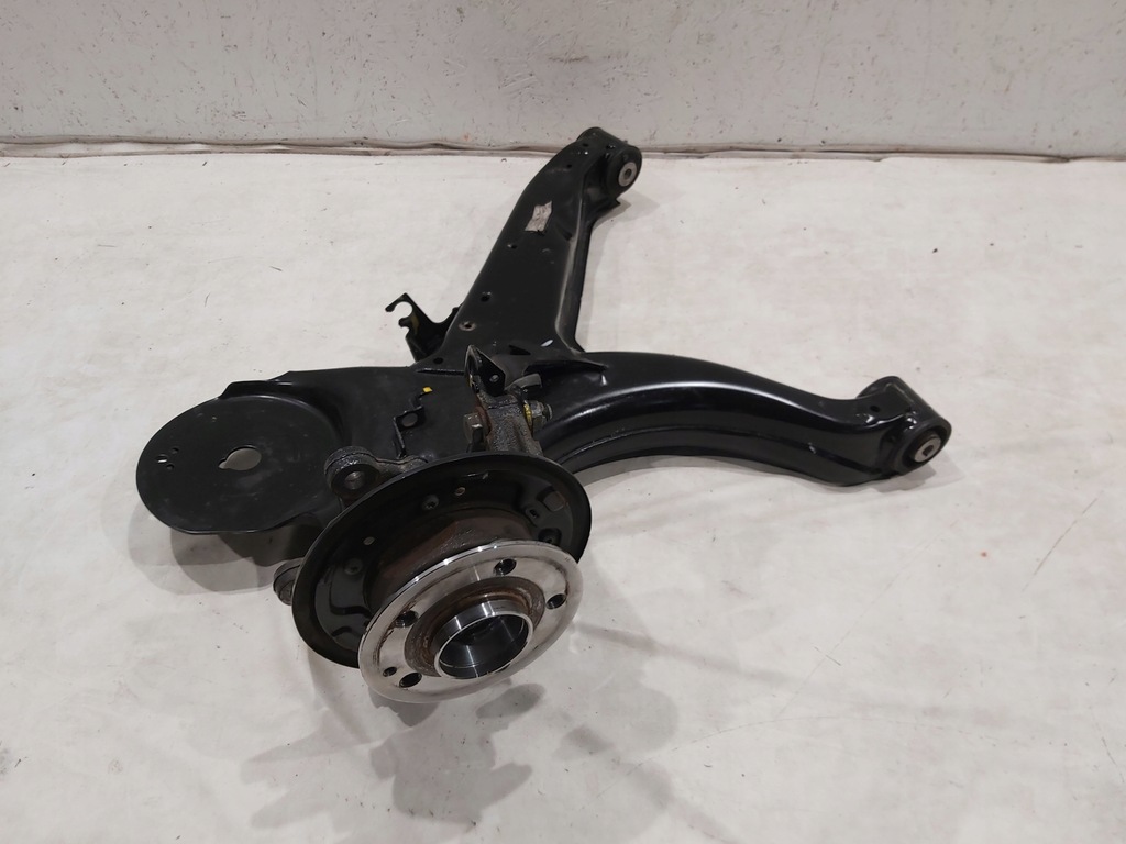 фото №1, Поворотний кулак задня права важіль vito w447 1.6cdi