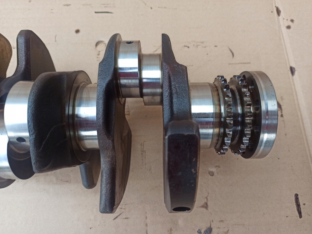 Wał коленчатый audi a4 b8 a5 3.2fsi cal r06ea номинал Недорого