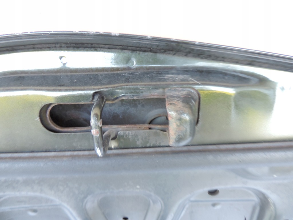 фото №11, Mitsubishi carisma 96 капот