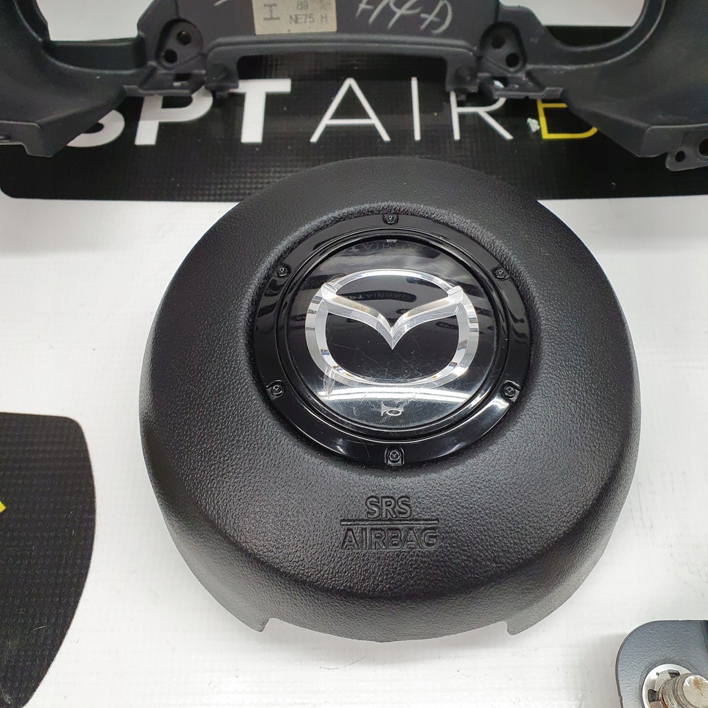 фото №6, Mazda mx5 панель приладів панель приладів подушка подушка безпеки ремені