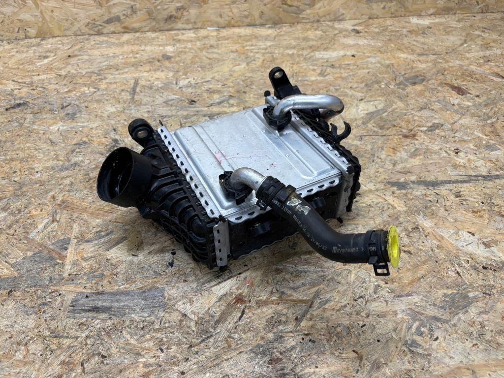 Купить Mercedes радиатор интеркулер a6540904101 22 год