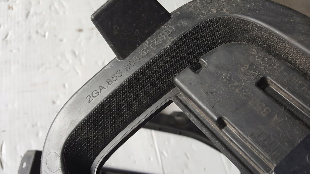 фото №9, Решётки бампера p+l перед vw t-roc 2ga853211h/212h