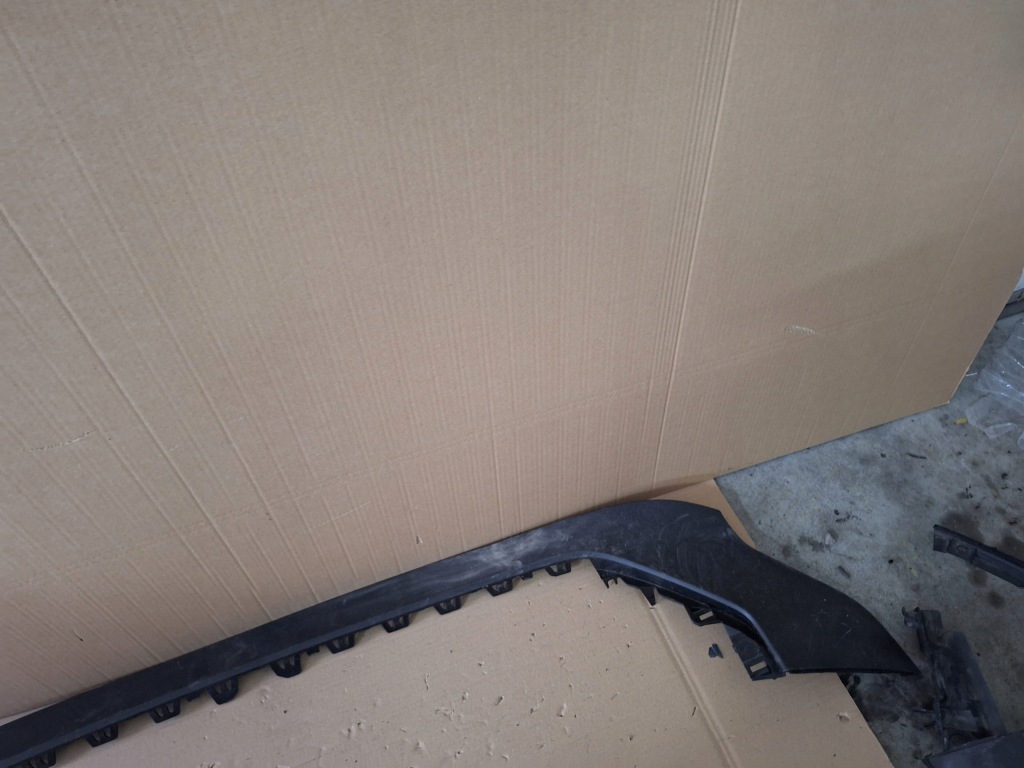 фото №1, Молдинг бампера передний renault master 4 iv f8 2024- 623865322r