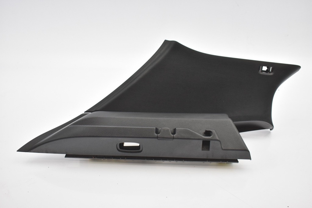 фото №1, Обшивка стійка захист лівий задня a1776900400 w177