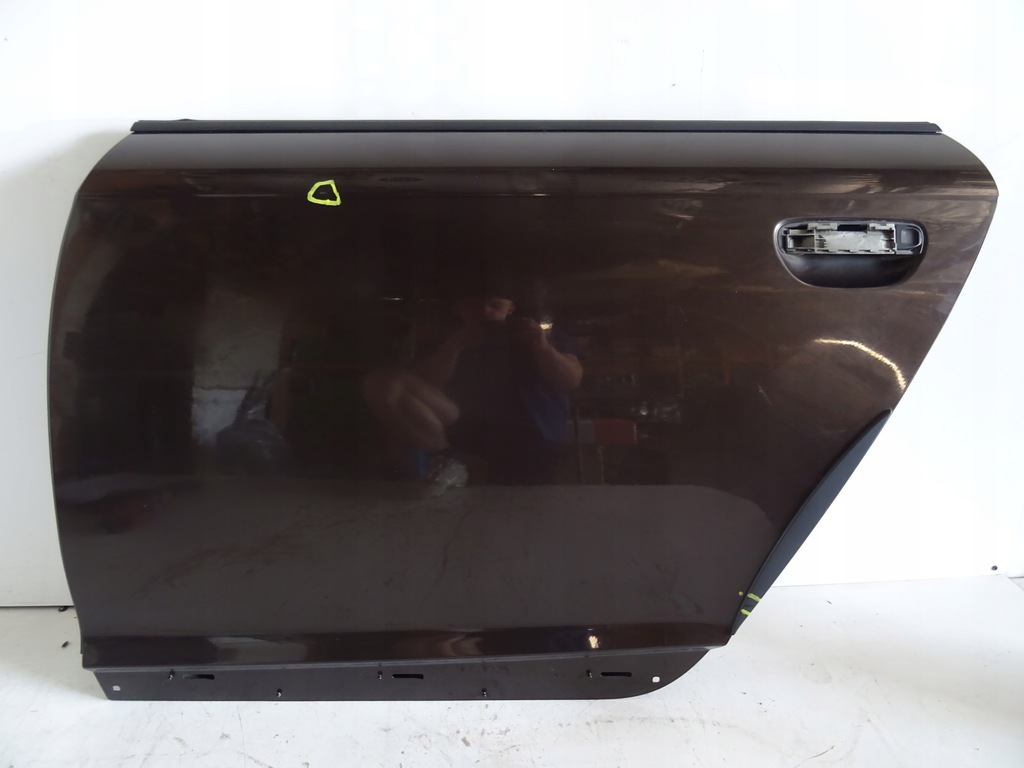 фото №1, Audi a6 c6 задние левая дверь