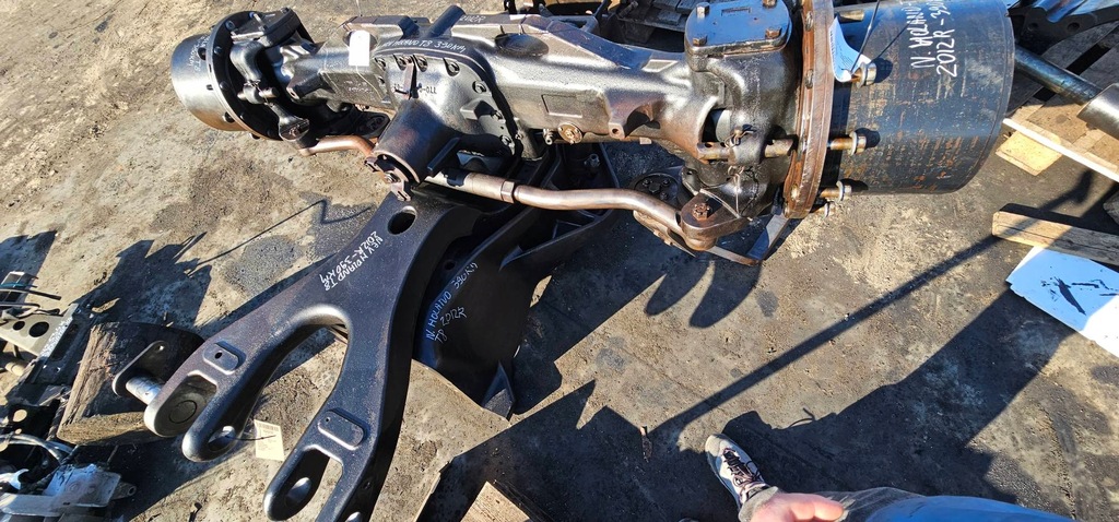 фото №1, Кронштейн мост new holland t8.390