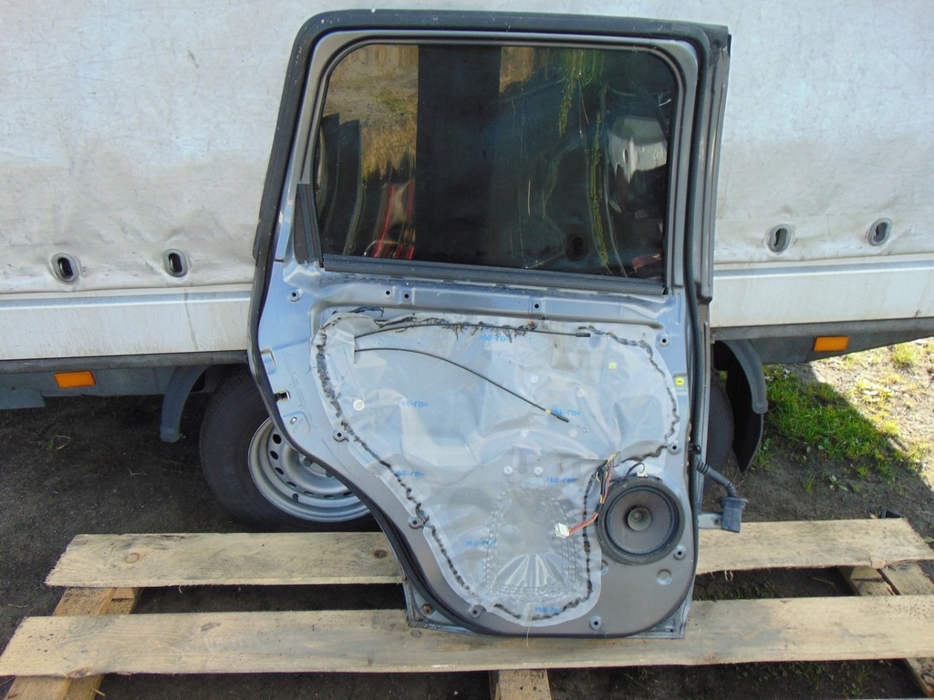 фото №8, Дверь левый задняя peugeot 4007 a39