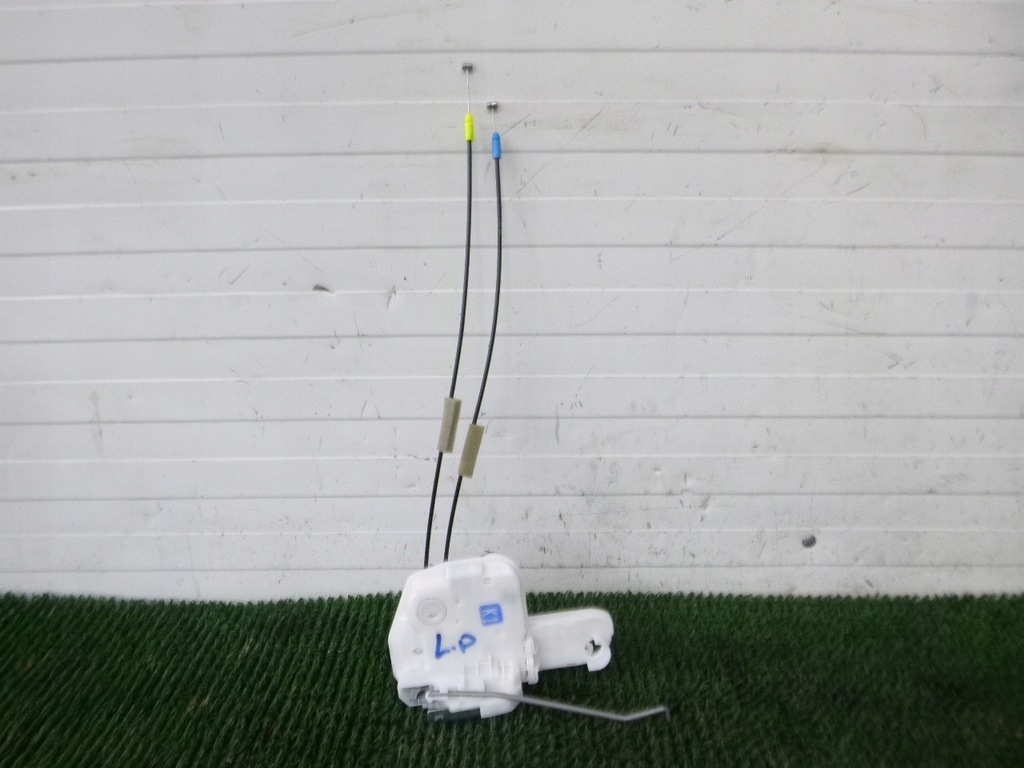 фото №1, Outlander iii 16- замок дверь передний левый europa