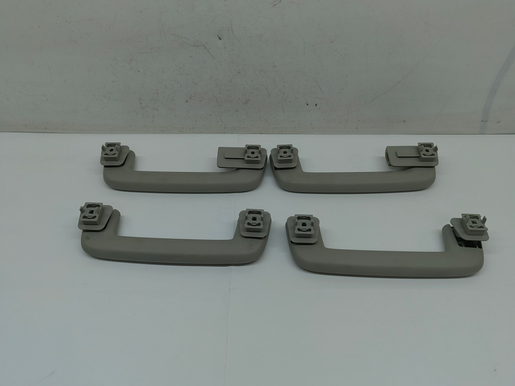 фото №2, Ford b-max 1.0 ручка кронштейн потолочный