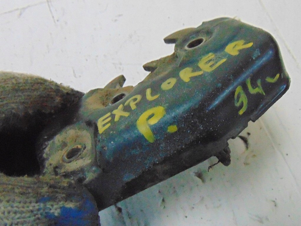 фото №5, Ford explorer i 94r замок крышки правый