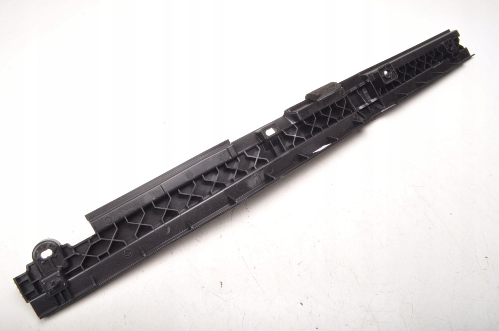 фото №8, Volvo v60 ii направляющая направляющая багажника 31462614 левая kombi