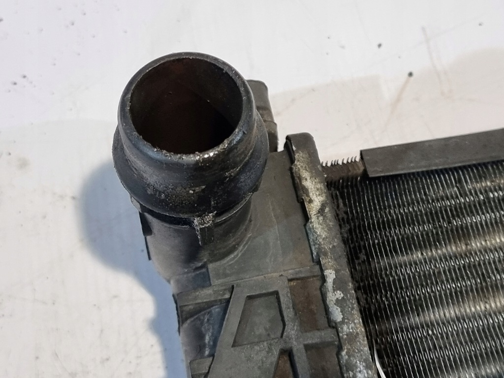 фото №16, Радіатор wody audi a6 c5 2.4 v6 автоматична коробка передач 121kw 00r