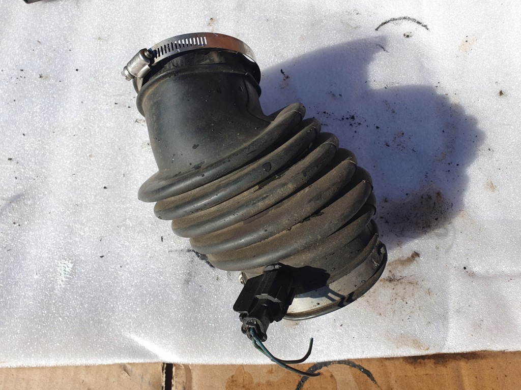 фото №1, 04861414ab труба впуску chrysler town and country 2005 3.3 b 182km eu