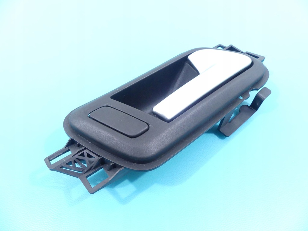 фото №1, Ручка внутренняя задняя правая amarok 10-16 vw