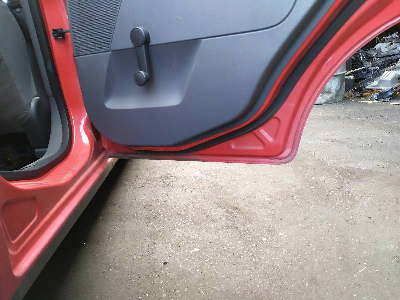 фото №2, Ford fiesta v mk5 5d дверь задняя правое fiesta mk5