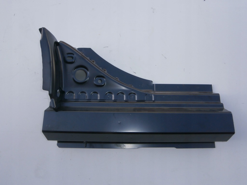 Купить Mercedes c w205 порог правый  a2056370616