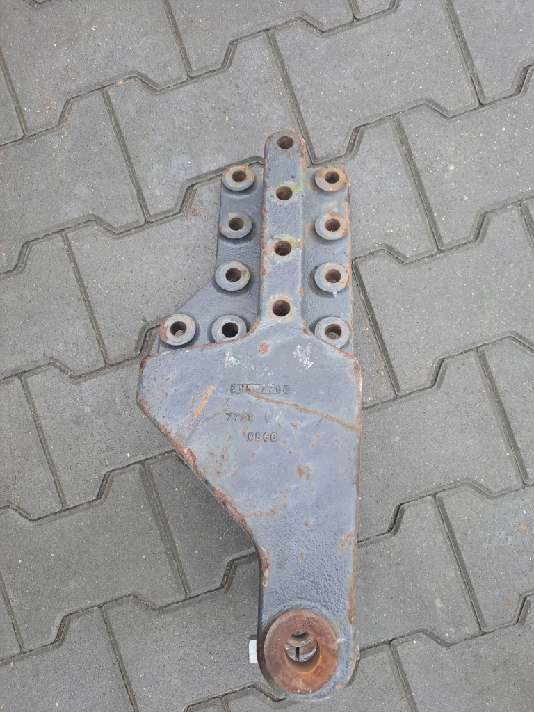 фото №1, Кронштейн кронштейн ресора volvo fh fm 12 13 8x4 8x6