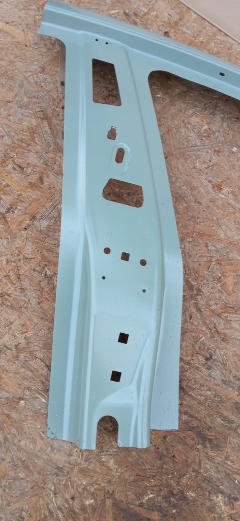 Tesla model 3 iii 17- обшивка bok блок двигателя правый перед подкрылок 1073674-sc-b Цена