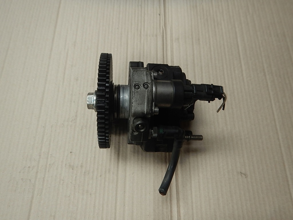 фото №1, Насос впрыскная renault master opel movano 2.2 dci 0986437302