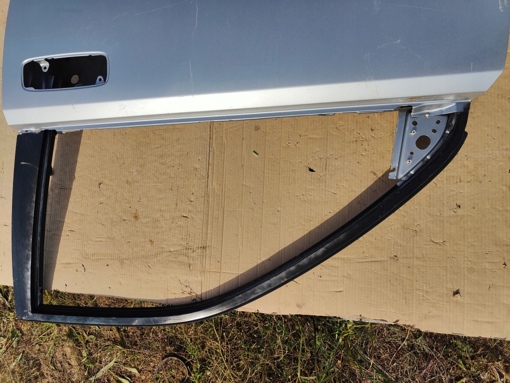 фото №5, X-trail t30 двері передні праве перед kpl kh3k