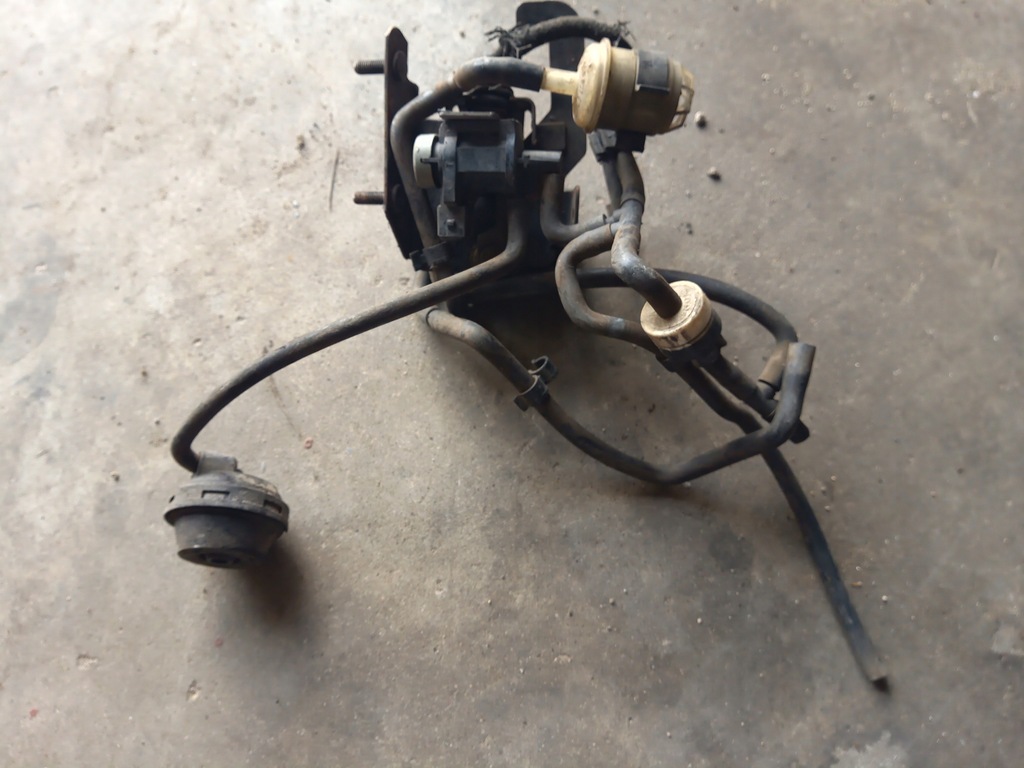 фото №5, 702129965 046905291a 1h0906627 клапан вакуумa volkswagen