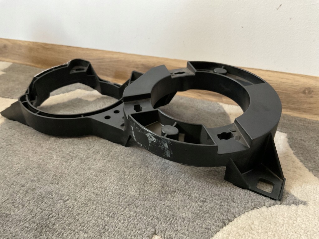 Bmw 3 e30 1987-1991 новая оригинальная правый  рамка фара Недорого