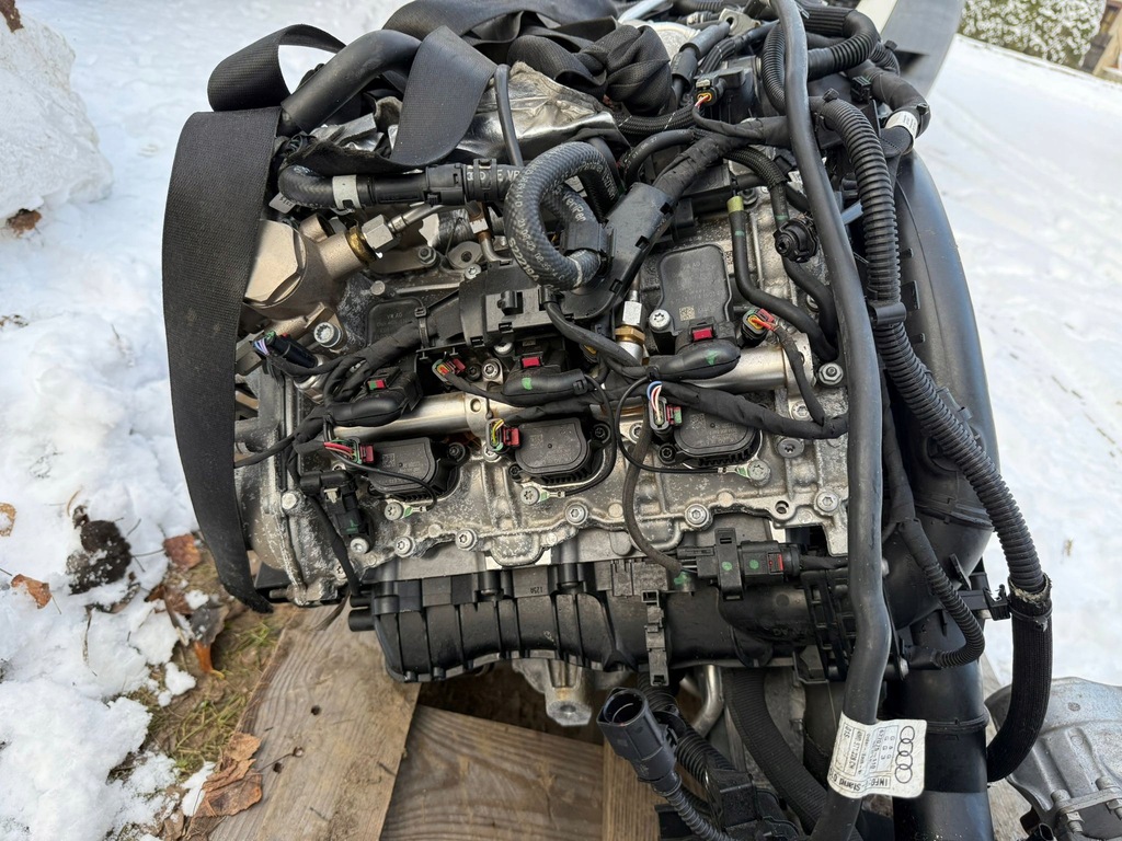 фото №7, Двигатель kompletny audi q8 q7 55tfsi 3.0 340ps kod dcb 2023r.